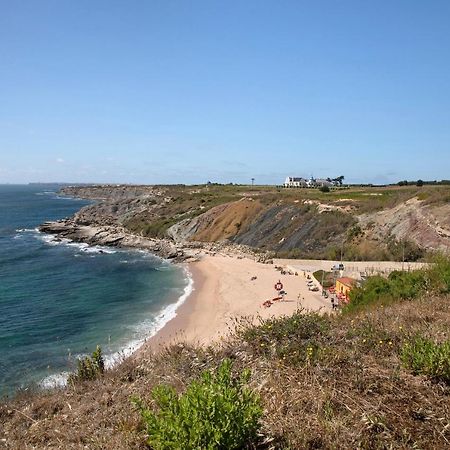 Sao Bernardino Beach House อาโตเกีย ดา บาเลยา ภายนอก รูปภาพ