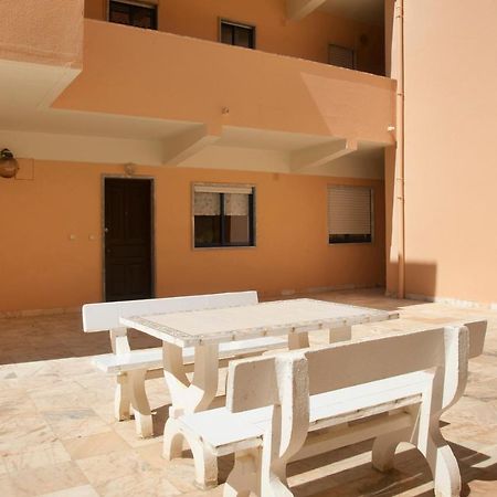 Sao Bernardino Beach House อาโตเกีย ดา บาเลยา ภายนอก รูปภาพ